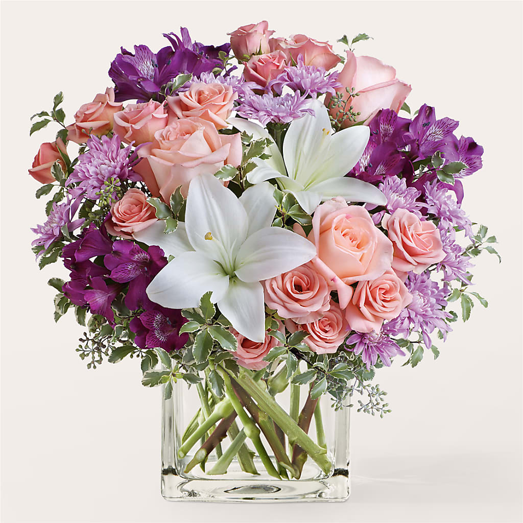 Mani Pedi Bouquet – Flowerama #186, Oklahoma City OK