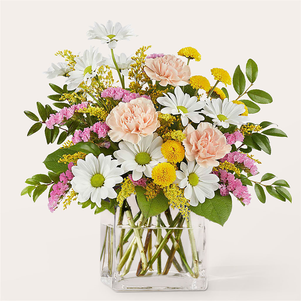 Country Cottage Bouquet – Flowerama #186, Oklahoma City OK