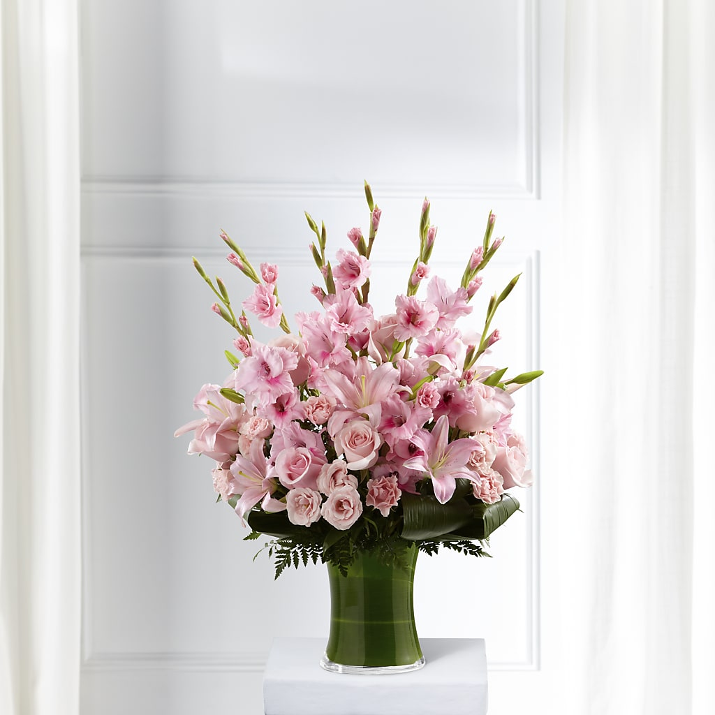 Lovely Tribute Bouquet – Flowerama #186, Oklahoma City OK