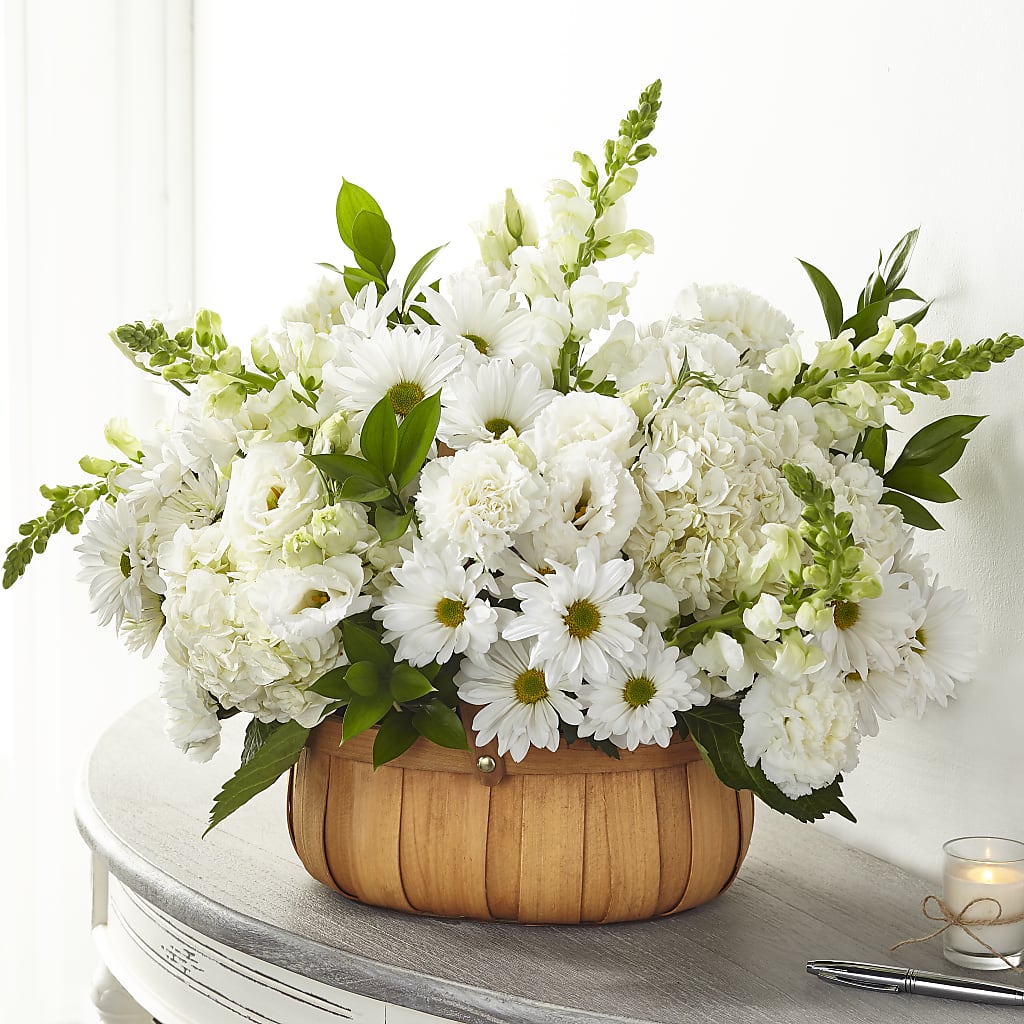 Pure Ivory Basket – Flowerama #186, Oklahoma City OK