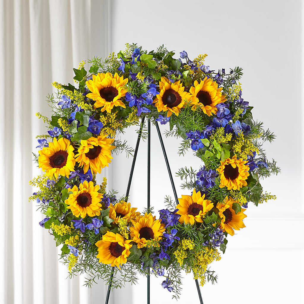 Bright Rays Wreath – Flowerama #186, Oklahoma City OK