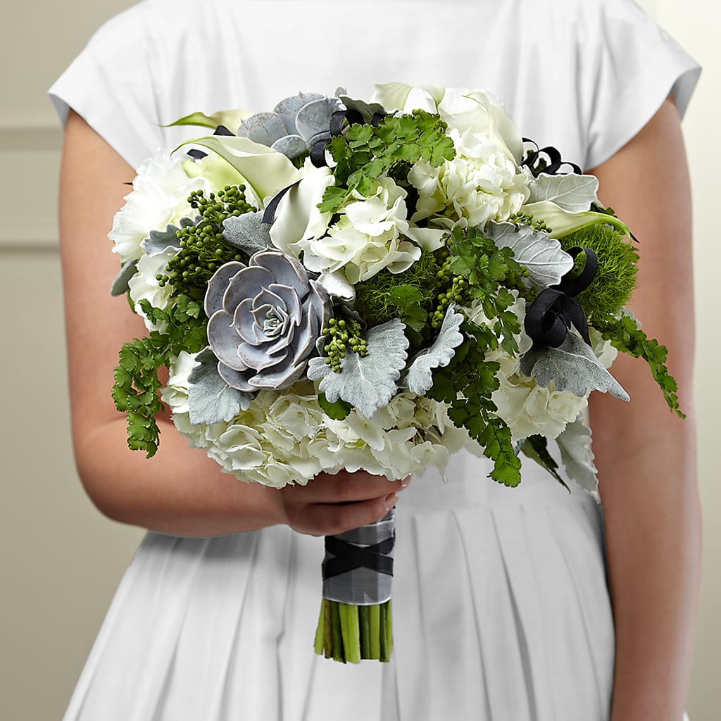 Sweet Innocence Bouquet – Flowerama #186, Oklahoma City OK