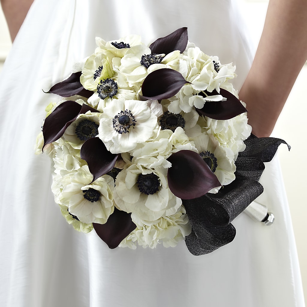 To Have and To Hold Bouquet – Flowerama #186, Oklahoma City OK