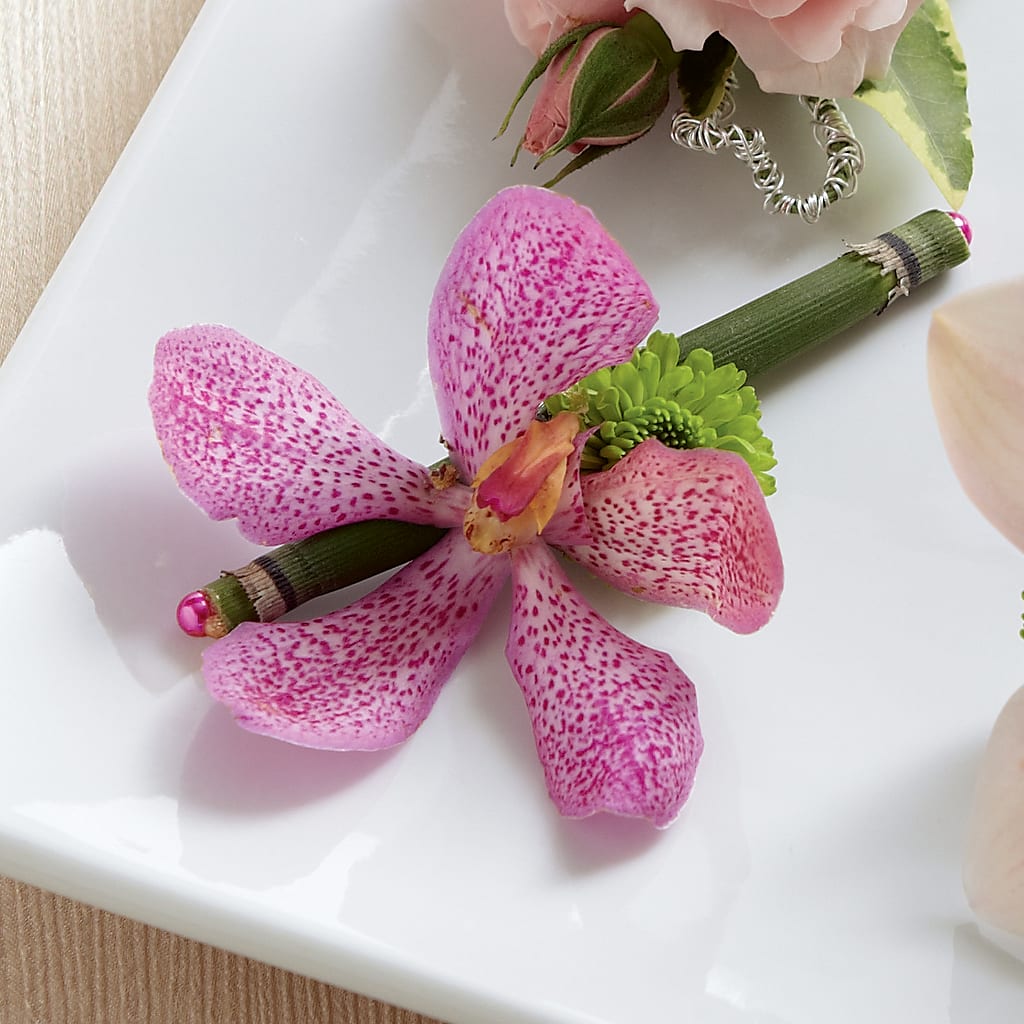 Pink Mokara Boutonniere – Flowerama #186, Oklahoma City OK