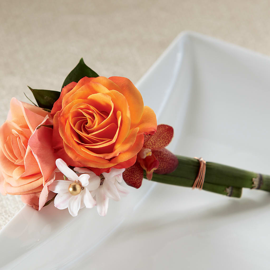 Sunset Dream Boutonniere – Flowerama #186, Oklahoma City OK