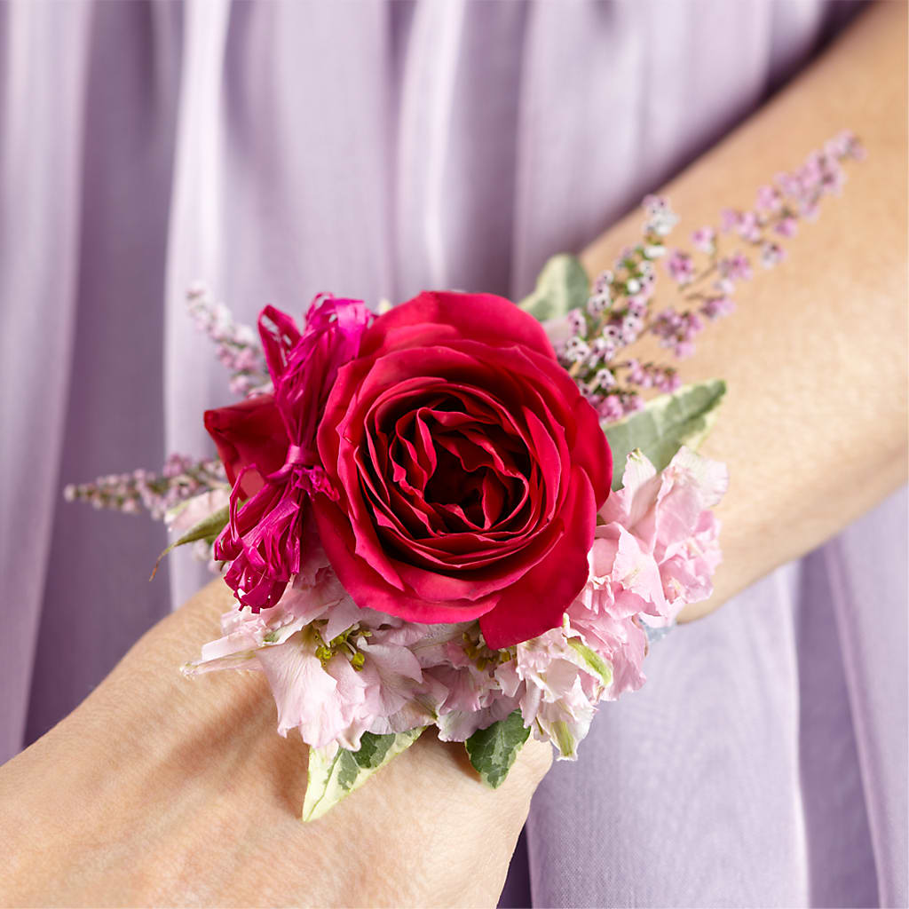 Rose Charm Corsage – Flowerama #186, Oklahoma City OK