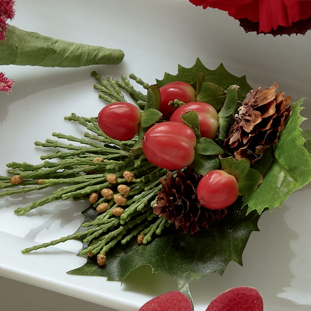 Red Berry Boutonniere – Flowerama #186, Oklahoma City OK