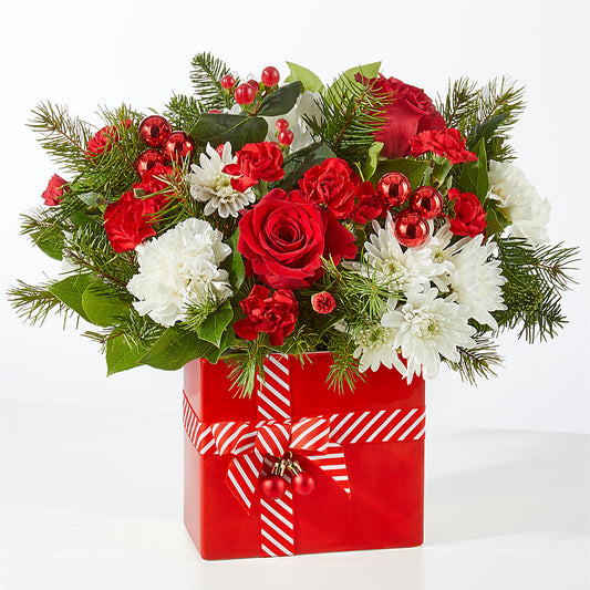 Presents Under the Tree Bouquet –  Flowerama #186, Oklahoma City OK