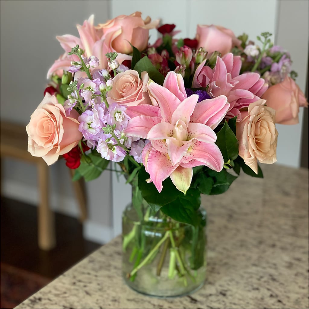 Romantique Bouquet –  Flowerama #186, Oklahoma City OK