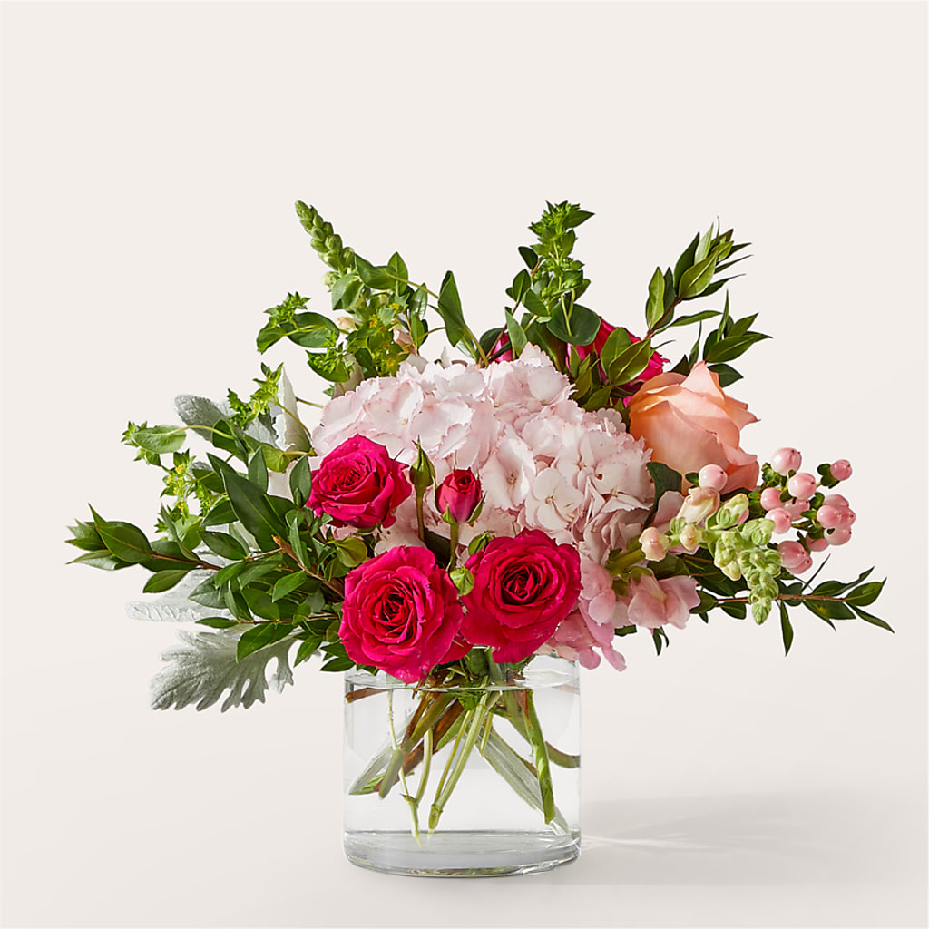 Glitz & Glam Bouquet –  Flowerama #186, Oklahoma City OK