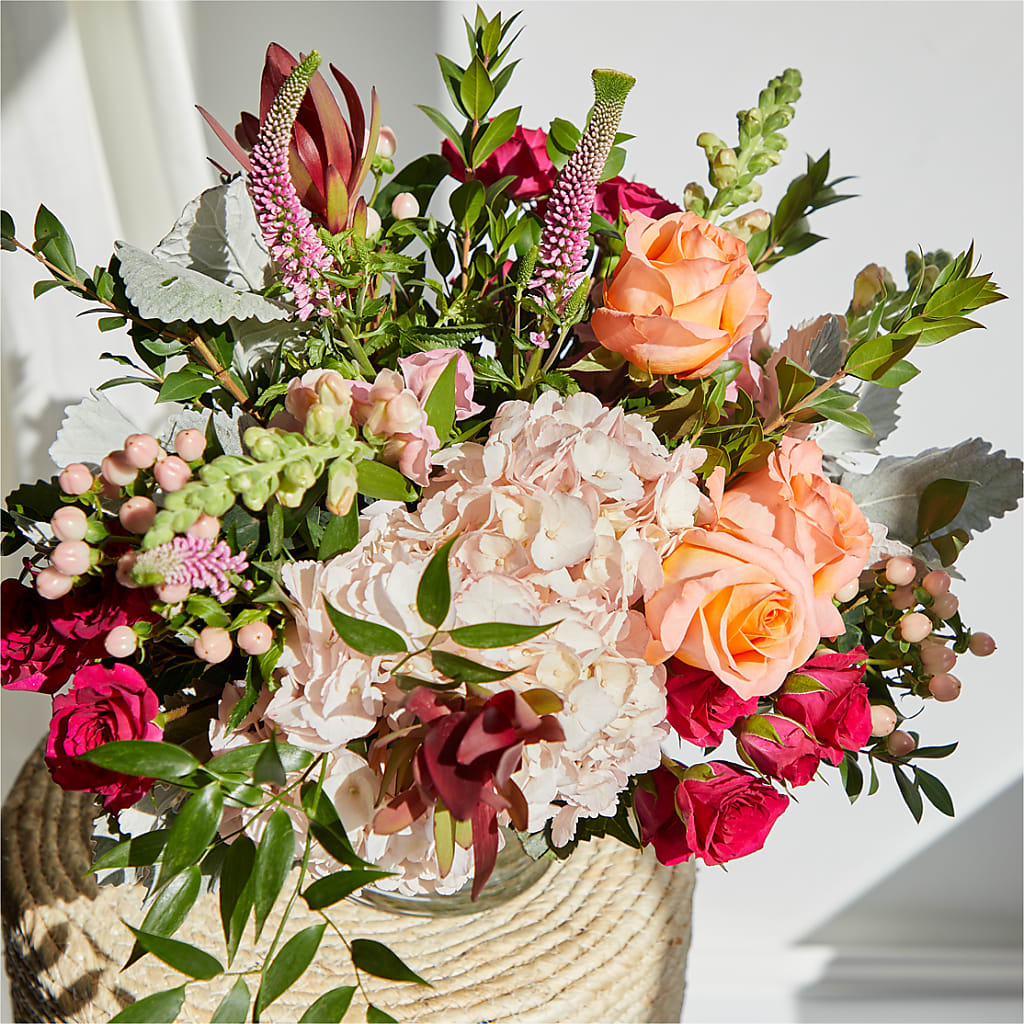 Glitz & Glam Bouquet –  Flowerama #186, Oklahoma City OK