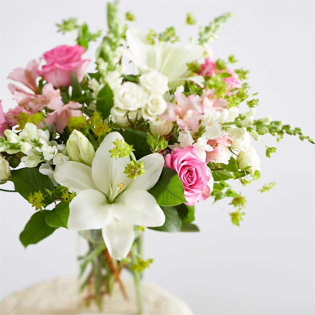 Fondly Bouquet –  Flowerama #186, Oklahoma City OK