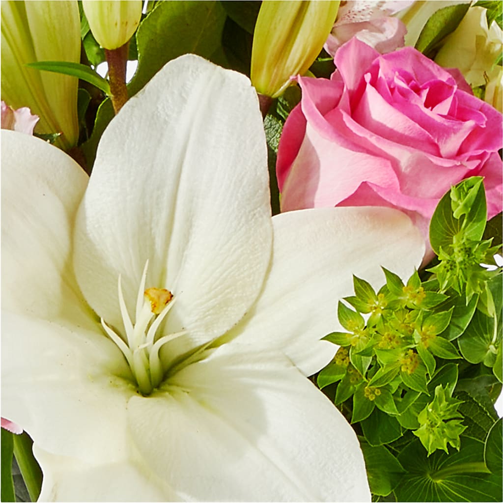 Fondly Bouquet –  Flowerama #186, Oklahoma City OK
